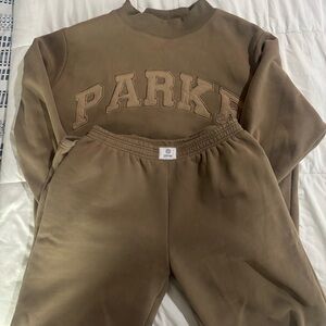 Parke Women's Tan Sweatpants & Sweatshirt Set